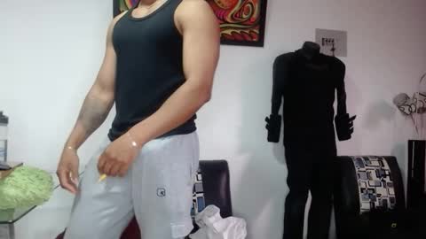 black_hot26 online show from November 2025 02:06:01 PM