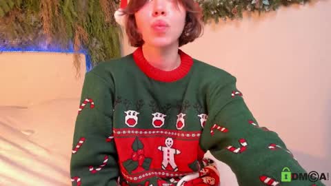 Snapshot of black_jenny chatting on December 2024 07:52:02 PM Jenny online show from December 2024 07:52:02 PM