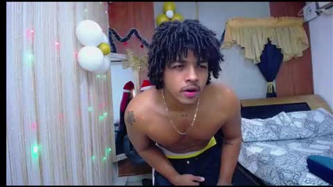 black_king_241 online show from December 2025 05:25:01 AM