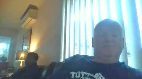 Snapshot of black_n_white4 chatting on February 2025 08:17:01 AM black_n_white4 online show from February 2025 08:17:01 AM