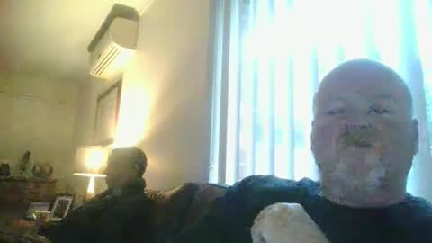 Snapshot of black_n_white4 chatting on March 2025 08:29:01 AM black_n_white4 online show from March 2025 08:29:01 AM