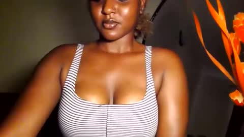 Snapshot of black_paanther chatting on May 2026 10:33:01 AM black_paanther online show from May 2026 10:33:01 AM
