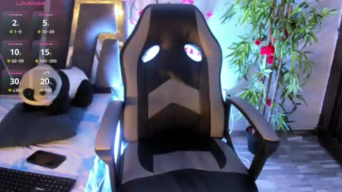 B L A C K  R O S E  online show from November 2025 11:21:01 AM