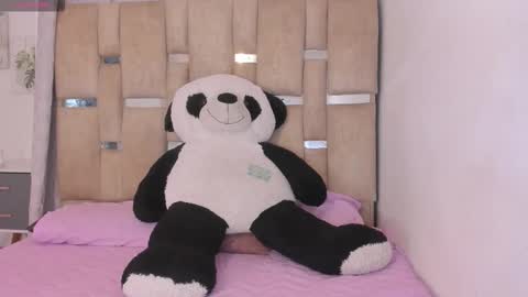 B L A C K  R O S E  online show from February 2026 11:32:02 AM