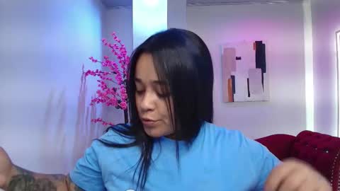 Rousse  online show from November 2025 03:17:01 AM