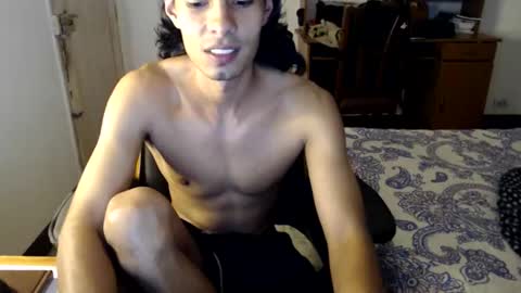 Snapshot of black_tenn chatting on October 2025 11:56:02 PM black_tenn online show from October 2025 11:56:02 PM