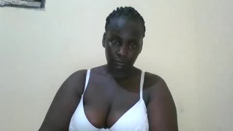 Snapshot of blackbeauty002 chatting on March 2026 04:47:01 AM PACIFICA online show from March 2026 04:47:01 AM