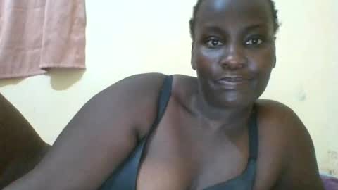 Snapshot of blackbeauty002 chatting on March 2026 04:17:01 AM PACIFICA online show from March 2026 04:17:01 AM