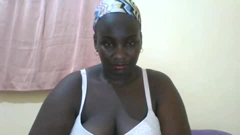 Snapshot of blackbeauty002 chatting on April 2026 07:13:01 AM PACIFICA online show from April 2026 07:13:01 AM