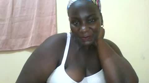 Snapshot of blackbeauty002 chatting on April 2026 07:56:01 AM PACIFICA online show from April 2026 07:56:01 AM