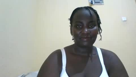 Snapshot of blackbeauty002 chatting on May 2026 09:42:02 PM PACIFICA online show from May 2026 09:42:02 PM
