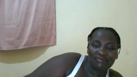 Snapshot of blackbeauty002 chatting on May 2026 08:19:01 AM PACIFICA online show from May 2026 08:19:01 AM
