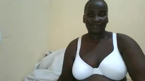 Snapshot of blackbeauty002 chatting on May 2026 09:34:01 PM PACIFICA online show from May 2026 09:34:01 PM