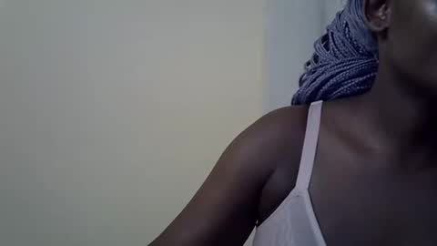 Blackbooty260 online show from December 2025 08:48:01 PM