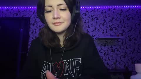 Lili online show from January 2026 04:11:01 PM