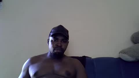 blackcock25487 online show from April 2026 07:41:01 AM