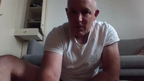 Snapshot of blackdog71 chatting on March 2025 06:05:02 AM blackdog71 online show from March 2025 06:05:02 AM