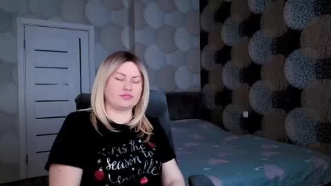 Snapshot of blackeyes11 chatting on February 2025 05:58:01 AM blackeyes11 online show from February 2025 05:58:01 AM