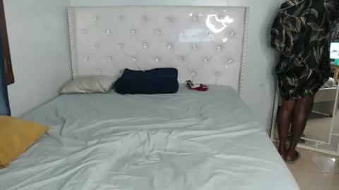 Cleo online show from October 2025 01:16:01 AM