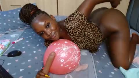 Smiley sylivia online show from February 2025 01:21:02 PM