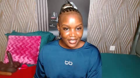 Snapshot of blackmellanin_ chatting on June 2026 12:41:02 AM Smiley sylivia online show from June 2026 12:41:02 AM