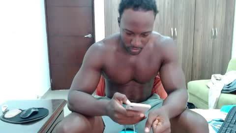 Snapshot of blacknikes chatting on June 2026 02:28:01 PM Twtter 1MikeBeckford Onlyfns beckfordmike online show from June 2026 02:28:01 PM