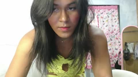 Ellez online show from February 2026 06:52:02 PM