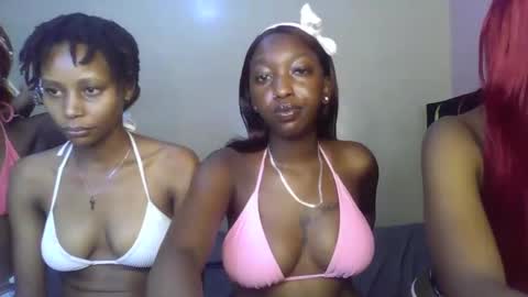 Snapshot of blackqueen2030 chatting on April 2026 04:30:02 AM blackqueen2030 online show from April 2026 04:30:02 AM