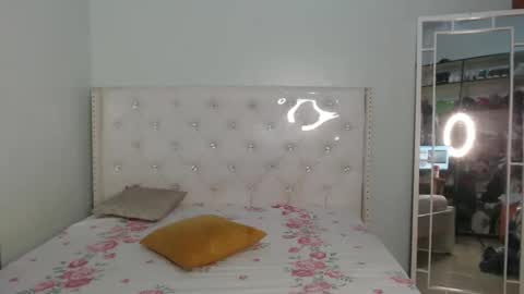 Snapshot of blackqueenofparis chatting on May 2026 12:28:02 AM Paris online show from May 2026 12:28:02 AM