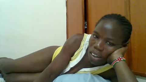 Snapshot of blacksexygal chatting on November 2025 05:25:02 PM SARAH online show from November 2025 05:25:02 PM