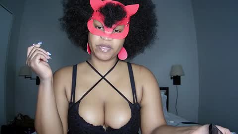 Queen Siren online show from January 2025 03:11:02 AM