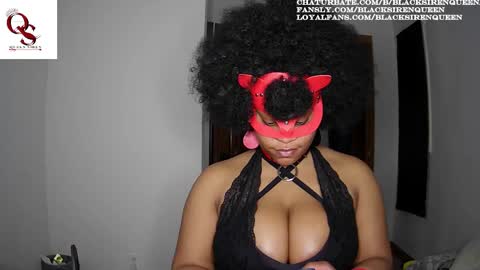 Queen Siren online show from February 2025 05:12:02 AM