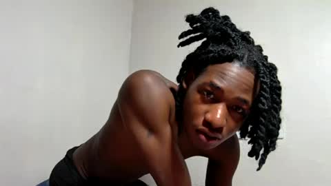 blacktwinkl online show from June 2026 01:02:02 PM