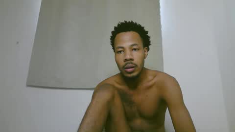 Snapshot of blackzilian_ chatting on September 2025 07:29:01 AM HASSAN online show from September 2025 07:29:01 AM
