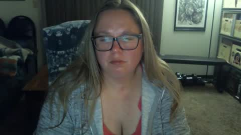 bladesizzo3111 online show from May 2026 06:30:02 AM