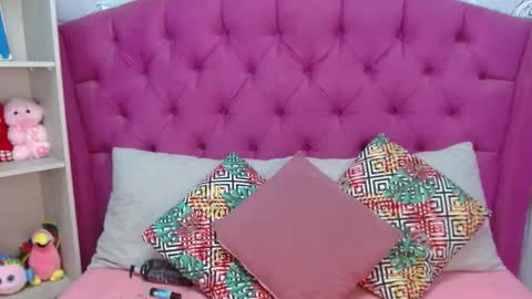 blaiir_moon online show from November 2025 07:14:01 PM