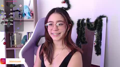Snapshot of blairvicent chatting on December 2024 01:18:02 PM online show from December 2024 01:18:02 PM