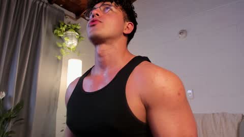 Snapshot of blake_levi chatting on January 2025 01:05:02 AM Blake Levi Independent Model online show from January 2025 01:05:02 AM