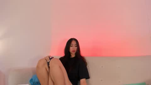  JULIE  online show from November 2025 03:06:02 AM