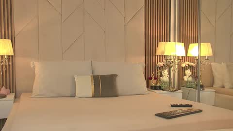 Blanche online show from September 2025 12:27:02 PM