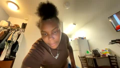 Bleuk online show from July 2026 06:24:02 PM