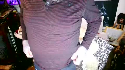 blindsurfer780299 online show from December 2025 01:28:02 PM