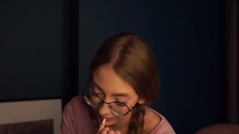  LiLy online show from September 2025 03:23:02 PM