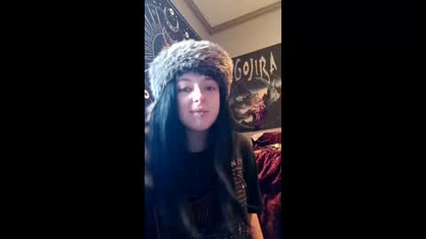 Snapshot of blitzbunny03 chatting on December 2025 07:56:02 PM blitzbunny03 online show from December 2025 07:56:02 PM