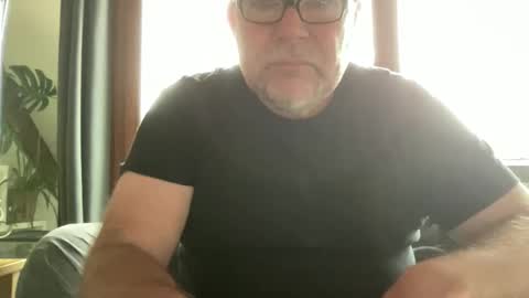 BlIdoL online show from May 2026 06:41:02 AM