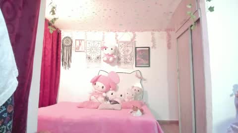  Blonde and Sam  online show from May 2026 06:43:02 AM
