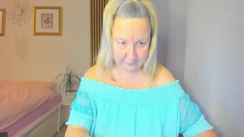 Nicole online show from January 2025 05:16:02 PM