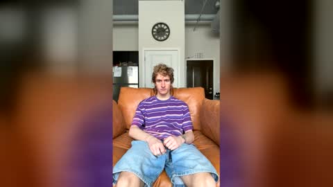 Snapshot of blonde_boi99 chatting on June 2026 06:09:01 PM Blondie online show from June 2026 06:09:01 PM