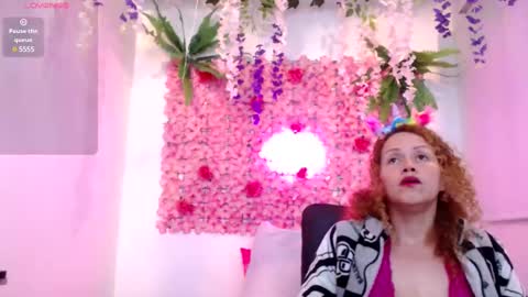 blonde_squirt_ online show from February 2025 08:45:01 PM