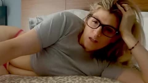 Snapshot of blondechristine99 chatting on June 2026 03:47:01 PM blondechristine99 online show from June 2026 03:47:01 PM